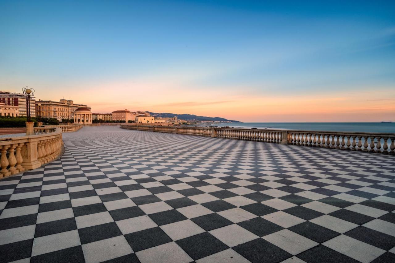 La Piccola Al Mare Apartment ลีวอร์โน ภายนอก รูปภาพ