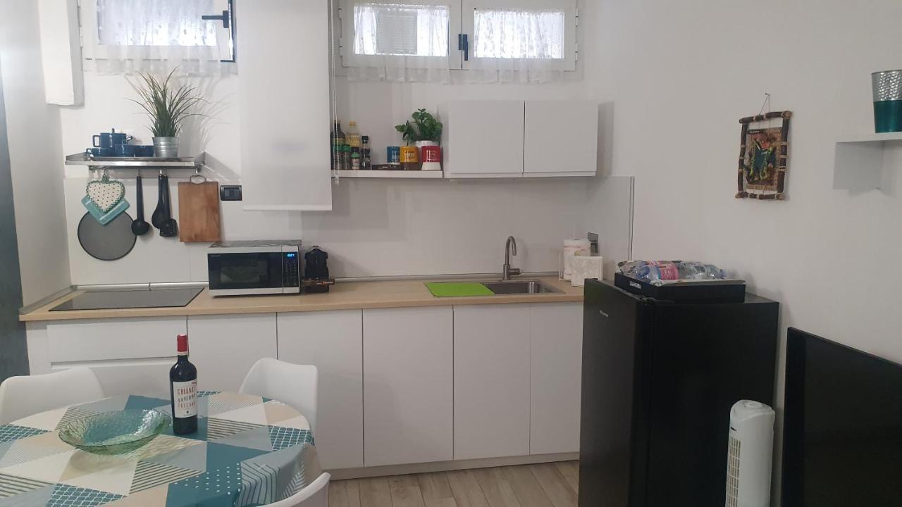 La Piccola Al Mare Apartment ลีวอร์โน ภายนอก รูปภาพ