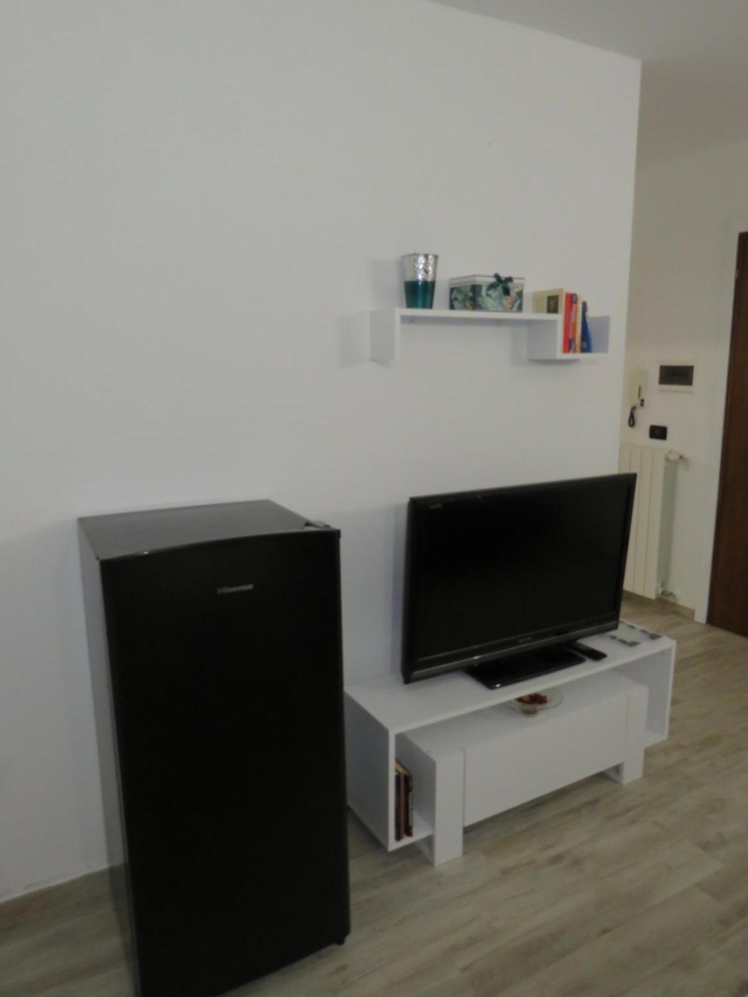 La Piccola Al Mare Apartment ลีวอร์โน ภายนอก รูปภาพ